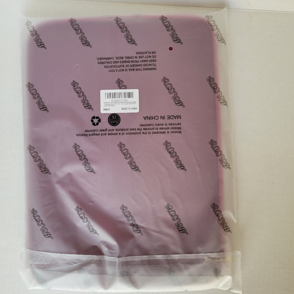 NWT laptop sleeve for 13-13.3 in laptop, and small case in wine red - Picture 6 of 7